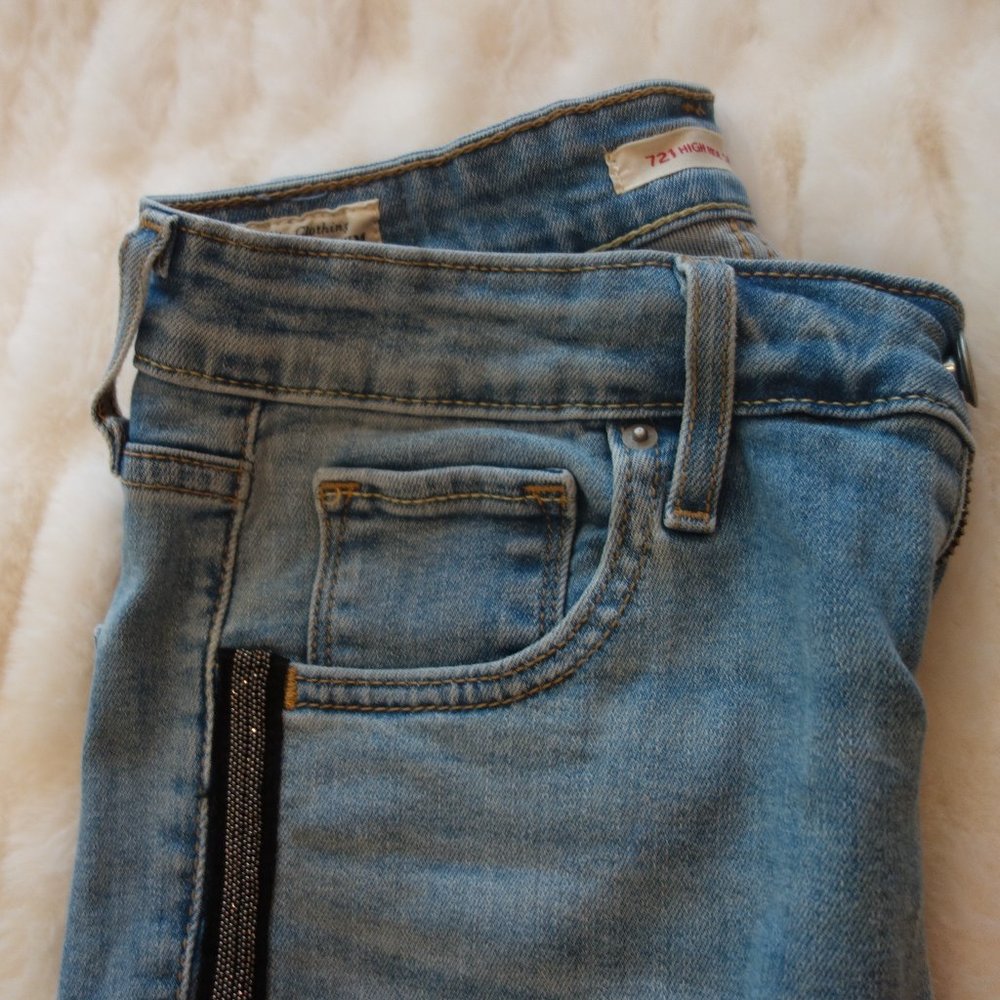 Levi's 721 High-Rise Skinny Sparkle Side Stripe Jean - Picture 4 of 10
